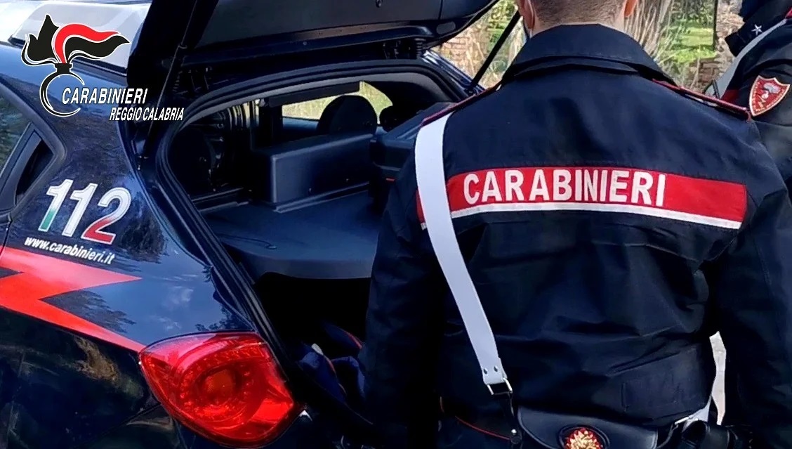 Sacerdote ai domiciliari nel Reggino per presunti maltrattamenti