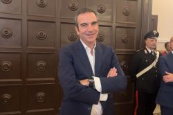 Caro carburanti, oggi in Consiglio regionale la misura da 15 milioni: in Calabria protestano agricoltori e autotrasportatori