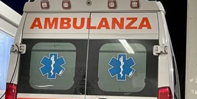 Malore in spiaggia a Praia a Mare, salvato da un medico fuori servizio