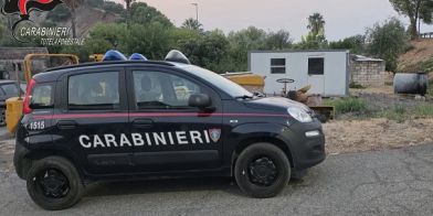Montegiordano (CS), rifiuti pericolosi e oli esausti su suolo comunale: denunciato il titolare di un&rsquo;officina