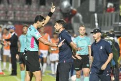 Crotone e Cosenza due ko e la classifica non fa sconti