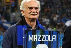 Addio a Sandro Mazzola, se ne va a 83 anni il simbolo della Grande Inter