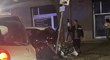 Corigliano-Rossano, muore a 26 anni dopo un incidente in moto