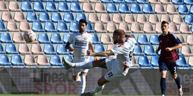 Crotone e Cosenza, domenica amara: due sconfitte che lasciano il segno