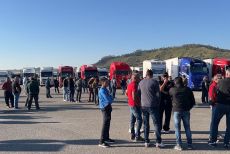 Caro carburante, cento camion alla Cittadella: &ldquo;Il settore &egrave; in ginocchio&rdquo;