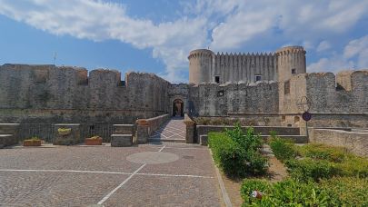 Castello di Santa Severina, arriva la Targa di Segnalazione dell&rsquo;Istituto Italiano dei Castelli