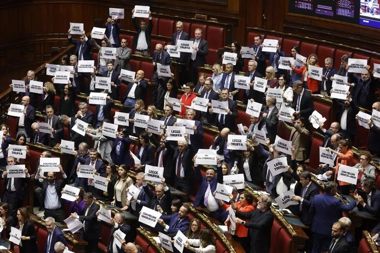 Legge elettorale, la Camera approva la riforma: al via i ricorsi
