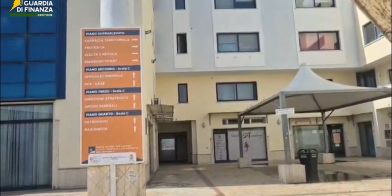 APPALTI PILOTATI SULLE PROTESI E MAZZETTE, 13 INDAGATI A CROTONE E LAMEZIA