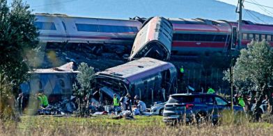 Spagna, scontro tra due treni ad alta velocit&agrave; vicino a Toledo: almeno 30 morti